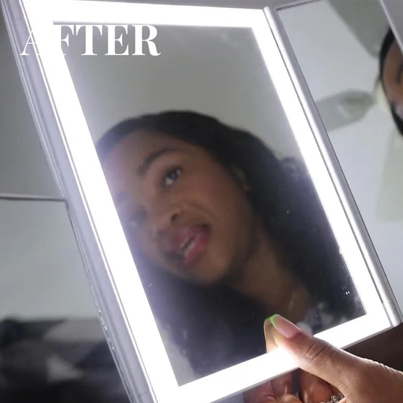 Newyuo™ Trifold LED Makeup Mirror image Newyuo™ Trifold LED Makeup Mirror